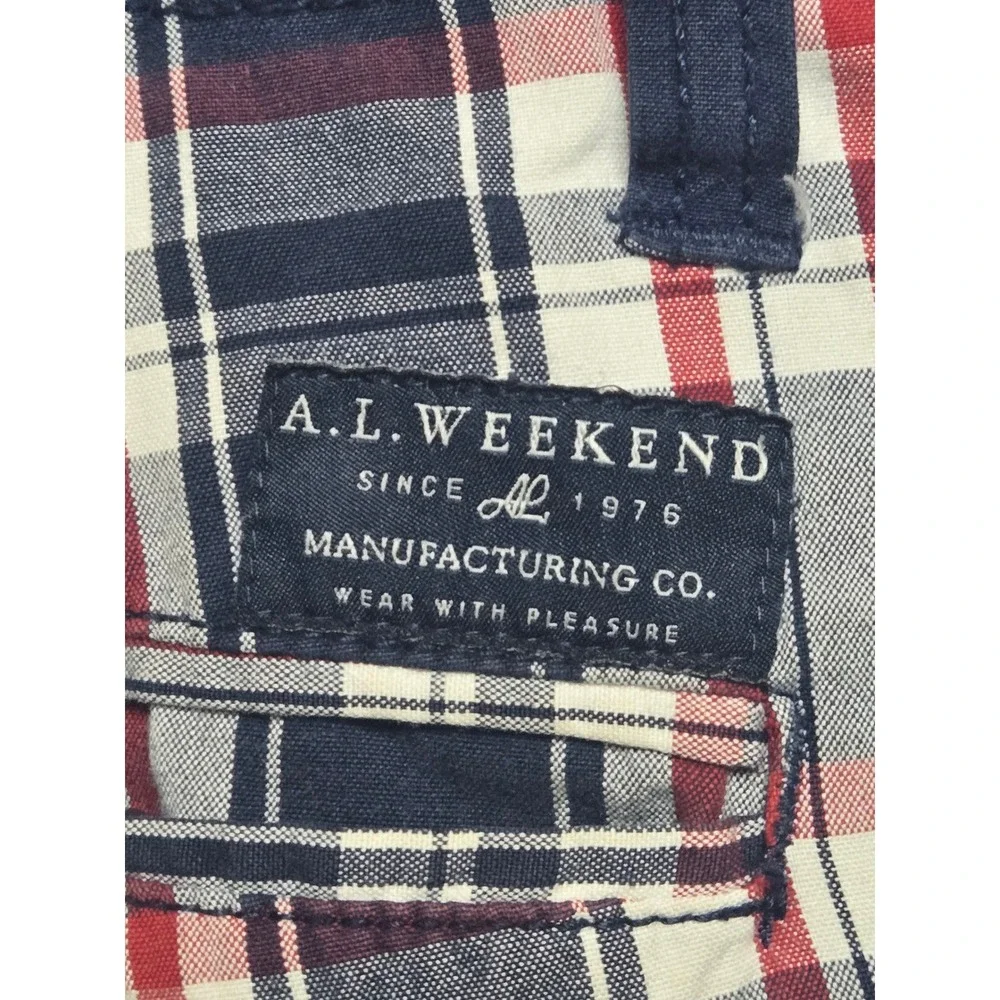 Angelo Litrico Weekend Mens Plaid Shorts Navy Red White Size 48 Flat Front